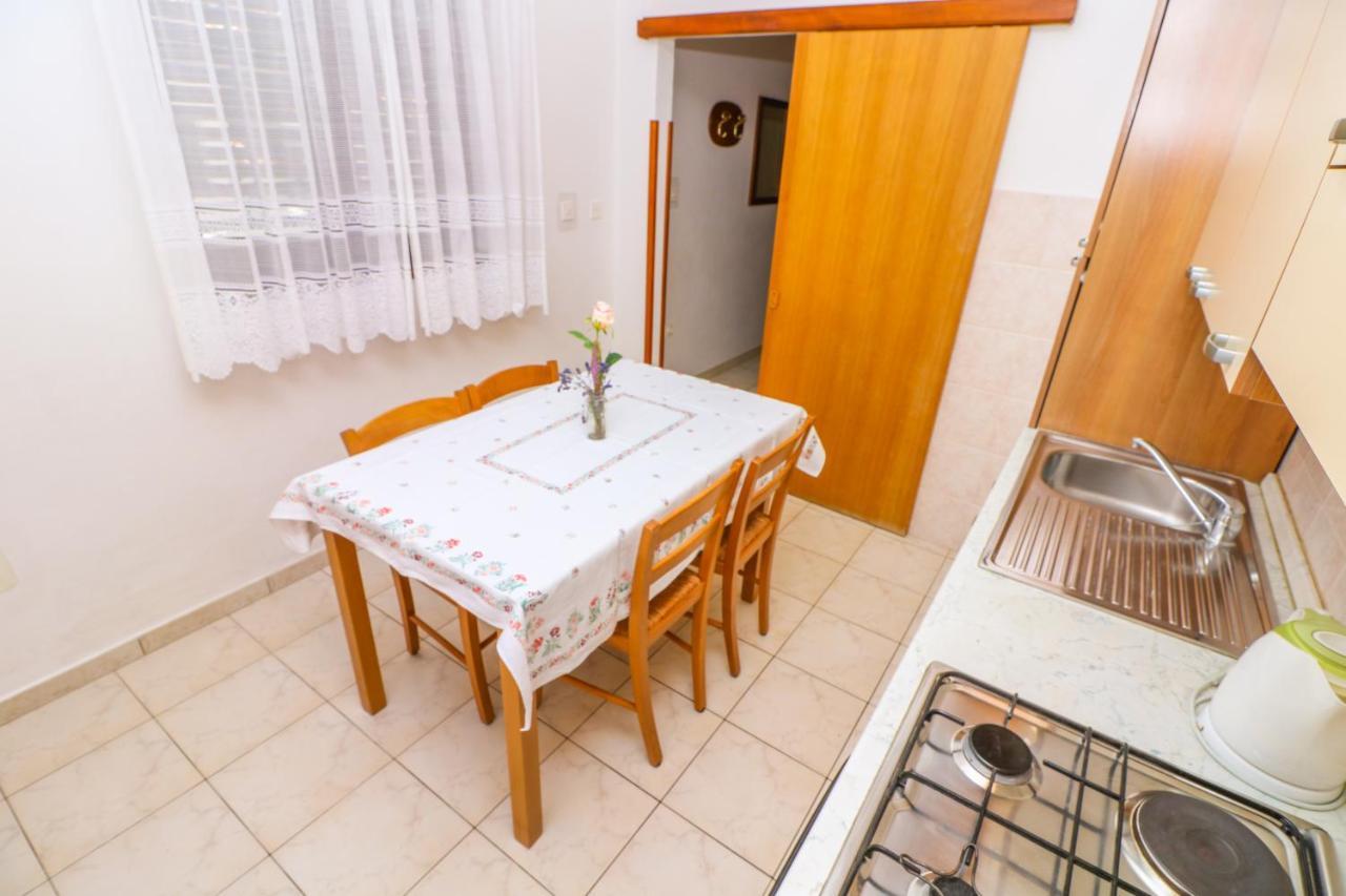 Apartment Marulic In Old Town Baska  Exterior photo