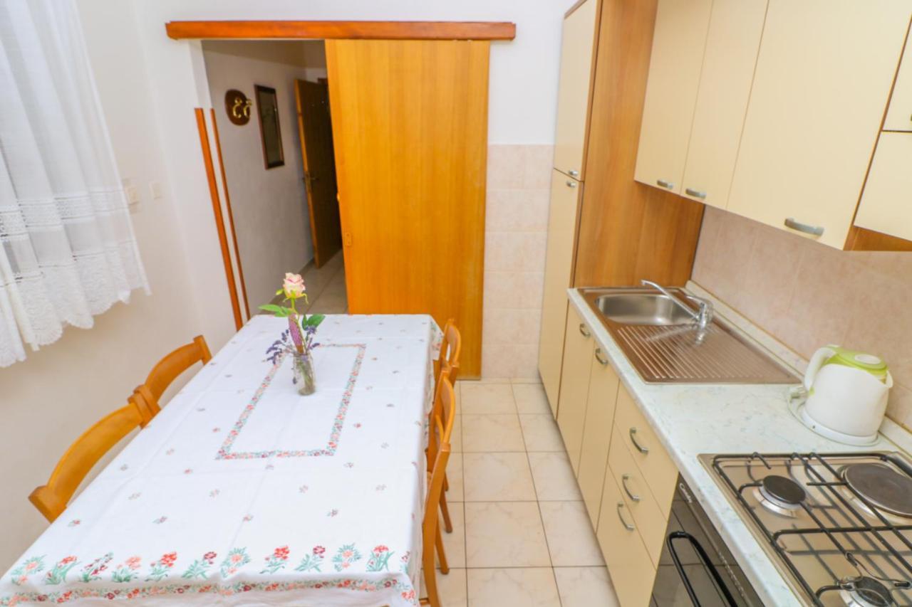 Apartment Marulic In Old Town Baska  Exterior photo